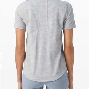 Lululemon top